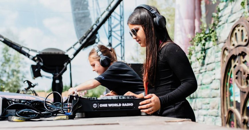 Tomorrowland impulsa el talento musical de mujeres, en la India